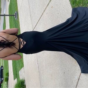 Size 4/6. From StarsFashion. Black.